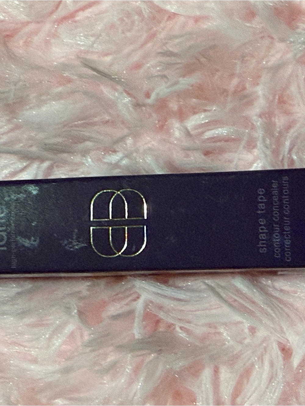 Shape Tape Concealer - 22B Light Beige